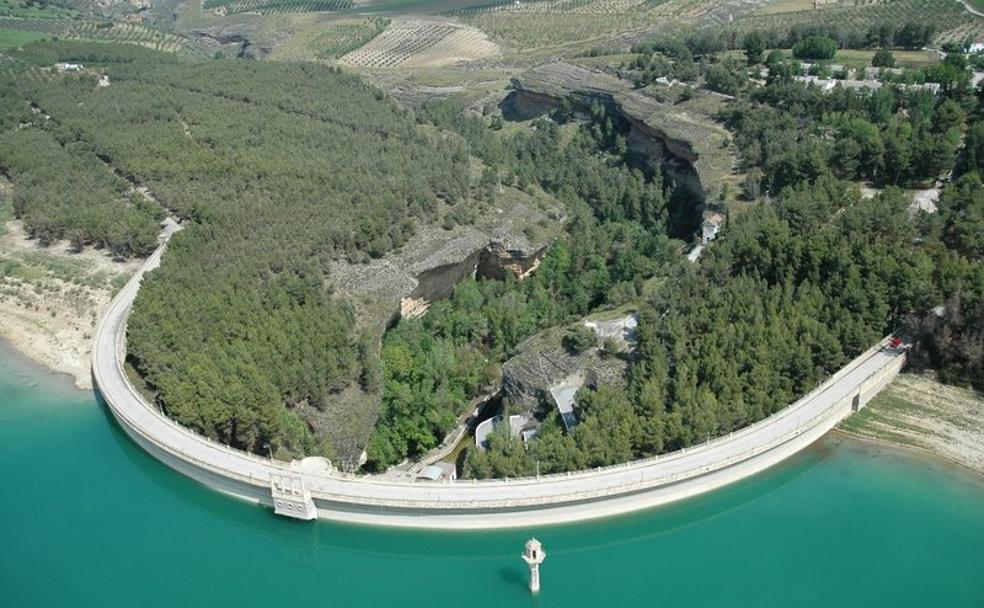 Los Tajos de los Bermejales: el placer del paseo junto al agua