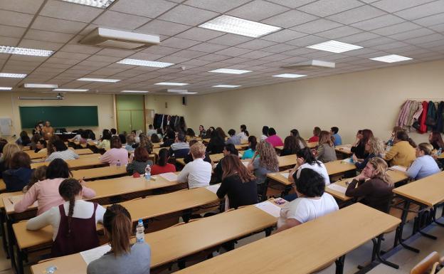 3.523 opositores se examinarán en Jaén para Secundaria