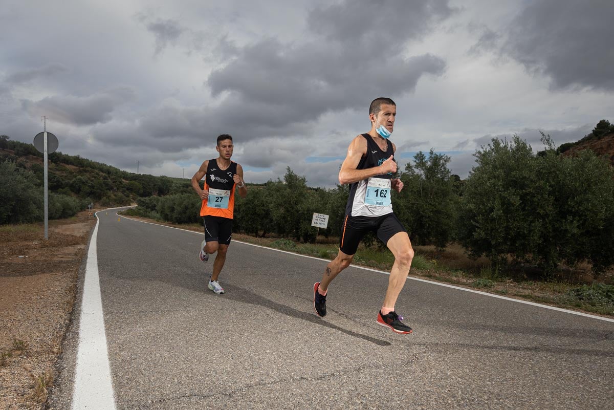 Óscar Aymerich y Carolina Huertas se imponen en el Gran Premio de Iznalloz