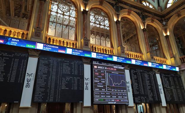 Las subidas en Wall Street permiten al Ibex salvar los 9.000 puntos