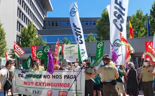 Concentración por los derechos laborales de los agentes de medio ambiente y celadores forestales