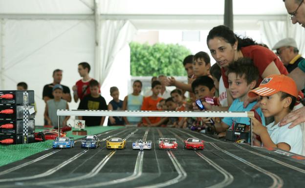 Aprender a jugar al escalextric