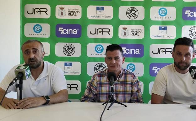 El Atlético Mancha Real crece desde su parcela deportiva