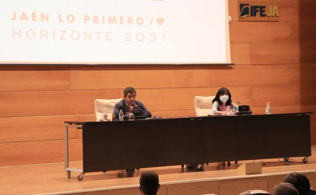El PSOE presenta a agentes sociales y económicos 'Jaén Lo Primero: Horizonte 2031'