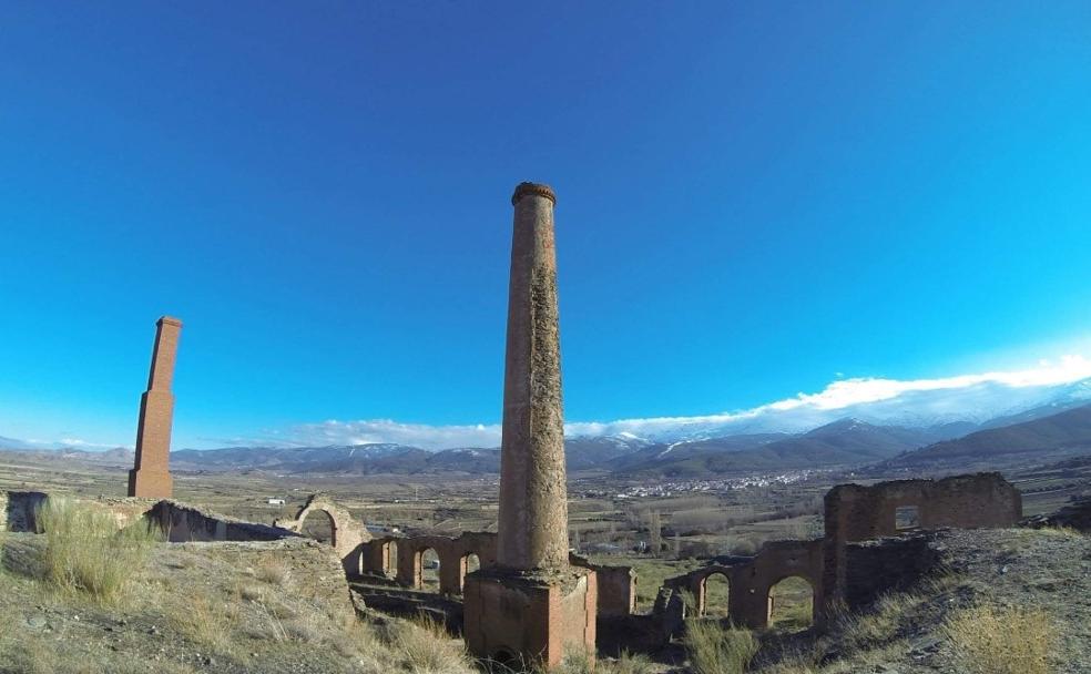 Un recorrido entre castaños y acequias en la comarca de Guadix