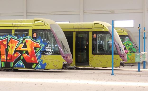 Licitan la puesta a punto de los cinco tranvías, primer paso para que circulen