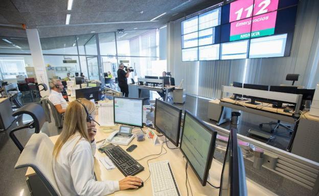 Un muerto y dos heridos tras salirse su vehículo de la calzada en Fines