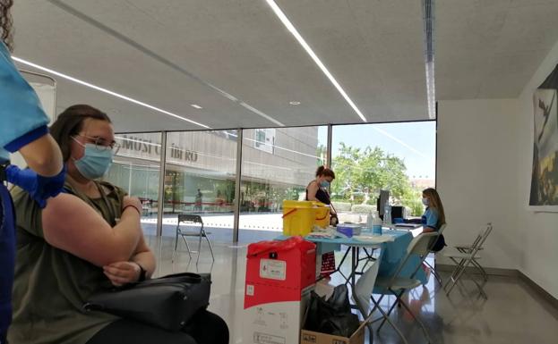 Salud vacuna con la monodosis de Janssen y sin cita a jienenses de 40 a 69 años en el Museo Íbero