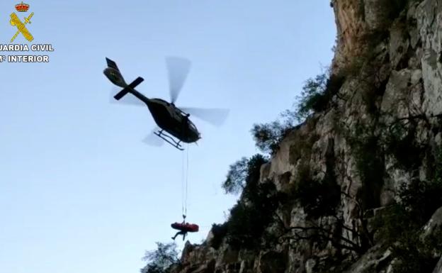 Detenido en Granada por amenazar de muerte a Macron e incitar a actos terroristas en Francia