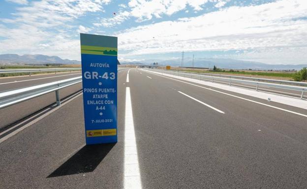 Abiertos los 12 kilómetros de autovía que evitan entrar en Pinos Puente y Atarfe
