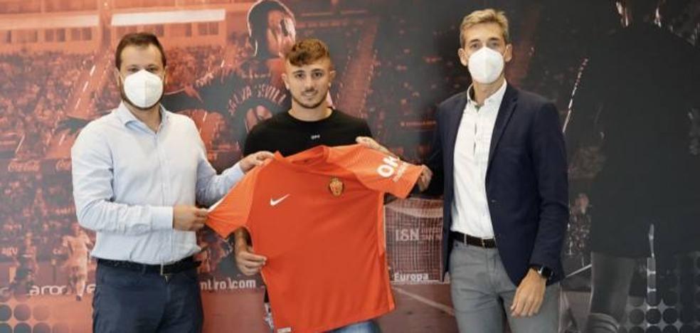 El Mallorca agita el mercado con los fichajes de Maffeo y Jaume Costa - Vimarsana News