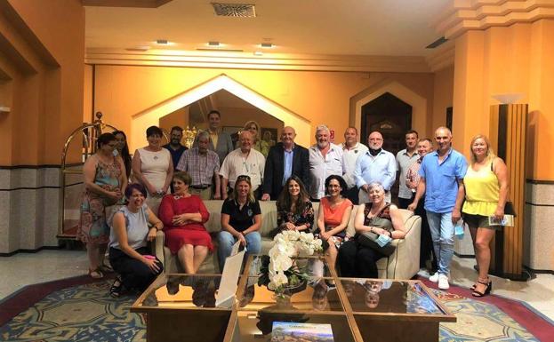 Se jubila en Alpujarra de la Sierra uno de los secretarios municipales más longevos de España