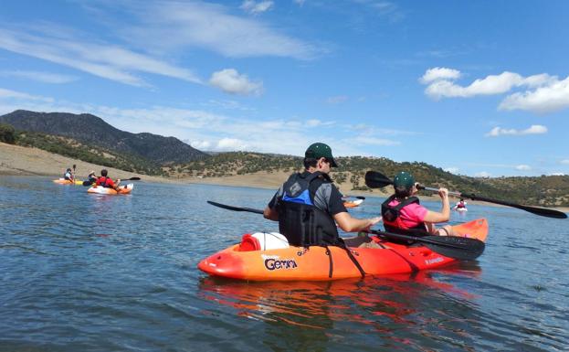 Al menos 28 positivos en un brote en un campamento de verano en Sierra Mágina, en Bedmar y Garcíez