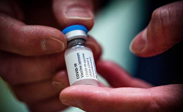 El ritmo de vacunación 'aguanta' y los de 30 y 31 años podrán pedir la autocita la próxima semana