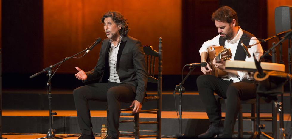 Árcangel actúa en la noche flamenca en el Palacio de Carlos V - Vimarsana News