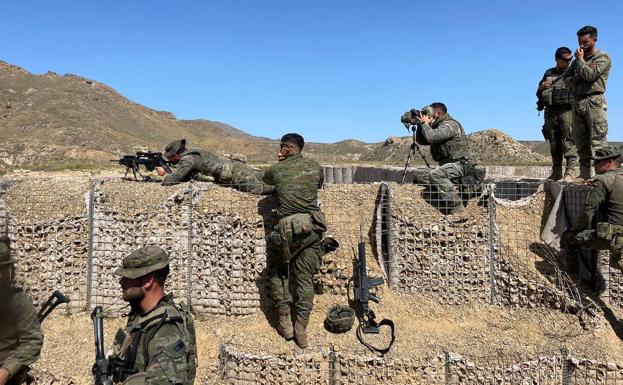 Combate en desierto en la Brigada de La Legión