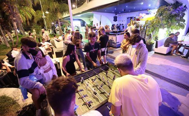 Joan Carles March encabeza el comité de expertos de Granada que tomará medidas contra el covid