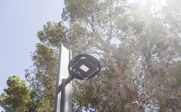 Seis pueblos del Almanzora ahorrarán más de 170.000 euros en la factura municipal de la luz