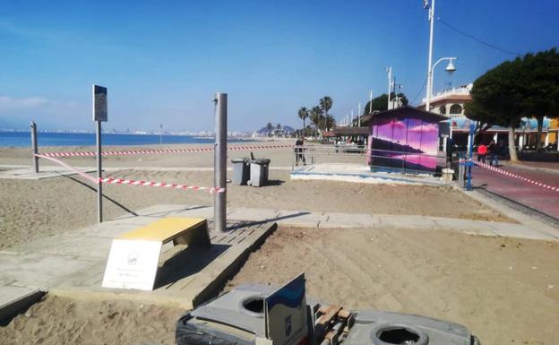 División de opiniones entre los municipios andaluces afectados por la recomendación de cerrar las playas