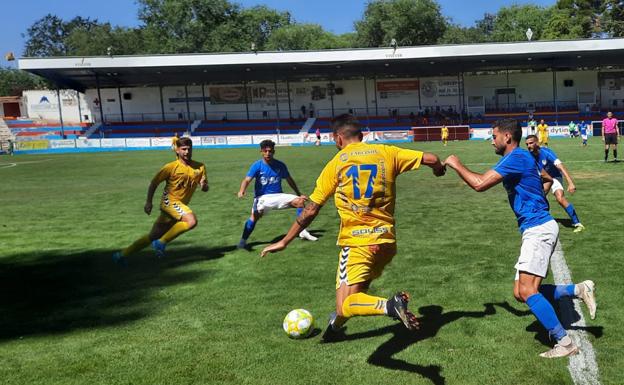 El Linares de Sandroni brilló en Socuéllamos con goles de Etxaniz, Barbosa, Carracedo y Chendo