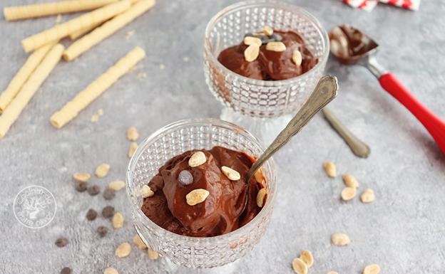 Helado rápido de plátano y chocolate