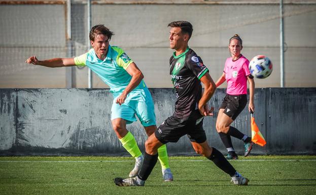 El Recreativo muestra buenas maneras ante el Antequera