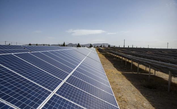 Granada tramita 98 proyectos de renovables por más de 1.500 millones euros
