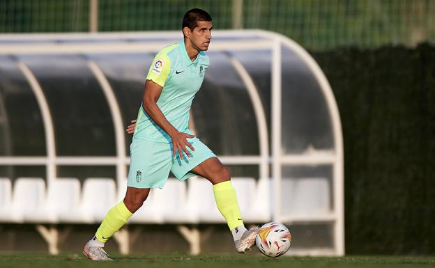 Bacca y Abram: dos debuts breves que prometen matices a Robert Moreno