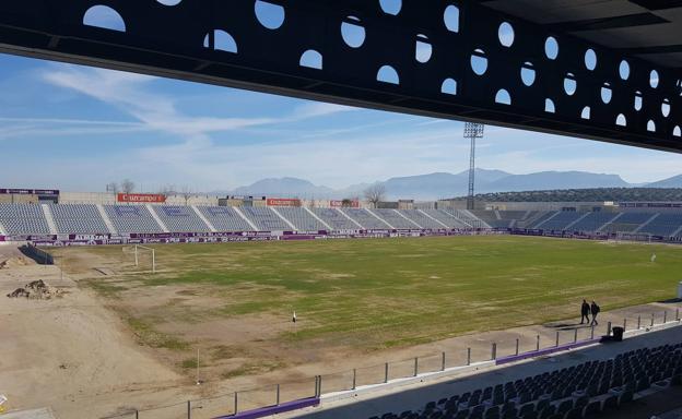 El Ayuntamiento recupera las llaves de La Victoria para «salvar» el campo