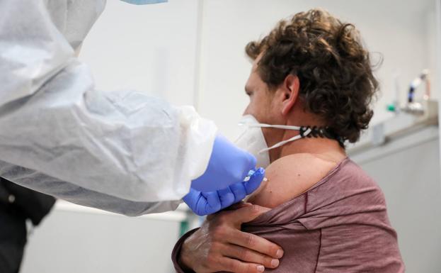 Salud medicaliza la residencia de mayores 'La Purísima' por un brote con 42 casos confirmados