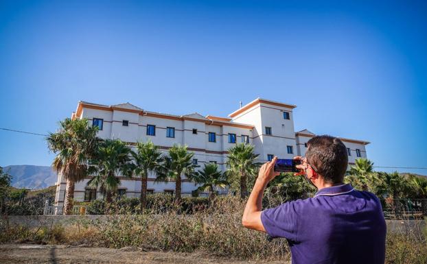 Gualchos pide a la Junta refuerzos policiales si decreta el toque de queda