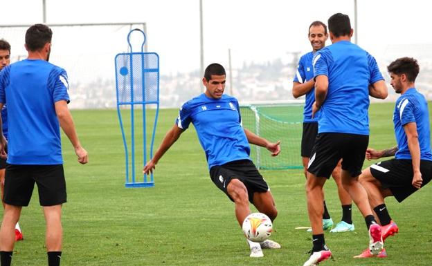 El Granada empieza a preparar el partido ante el Villarreal sin Gonalons