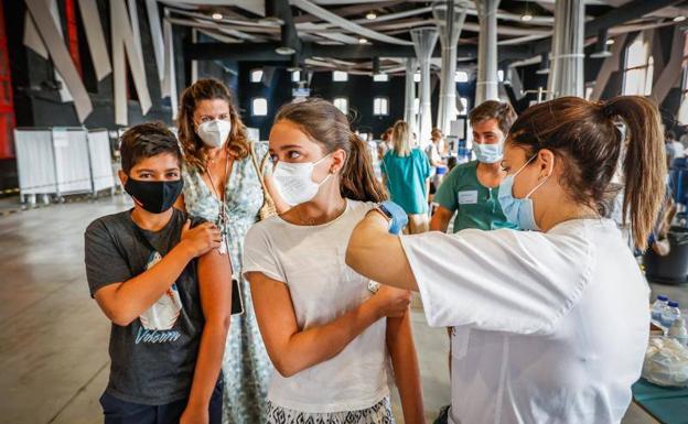 Salud espera que los escolares de más de 12 años lleguen a clase con al menos una dosis