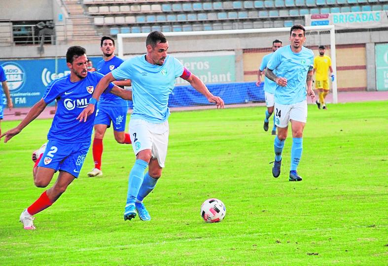 Buen fútbol y goles en Santo Domingo con victoria visitante