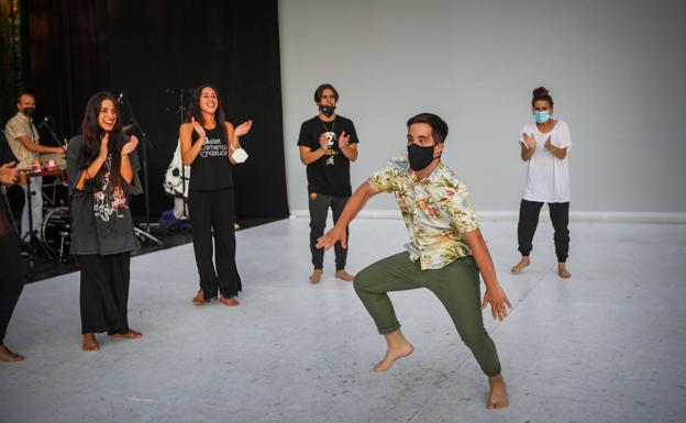 Día de danza inclusiva bajo los cipreses del Generalife