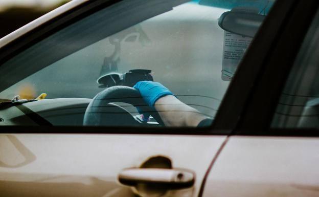 La DGT aclara los tres motivos para usar el claxon y evitar multas de hasta 200 euros