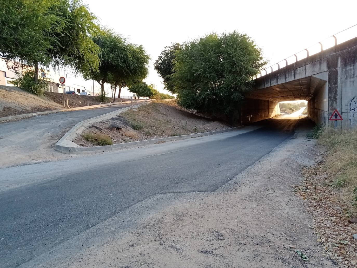 El Ayuntamiento finaliza las obras de mejora en la carretera de los Villares