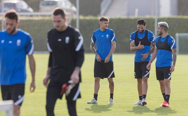 El Granada, a la espera de dar salidas y de que surjan oportunidades