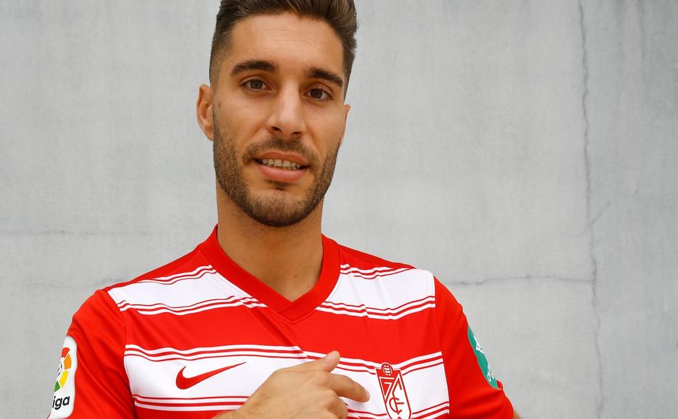 Rochina: el hijo pródigo vuelve como un futbolista más completo