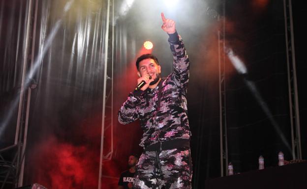 «Un tema con David Bisbal sería precioso y un gran éxito»