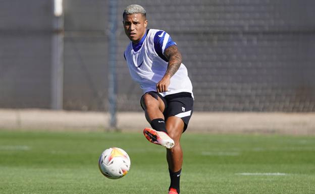 El club muestra unas imágenes de Darwin Machís trabajando con balón