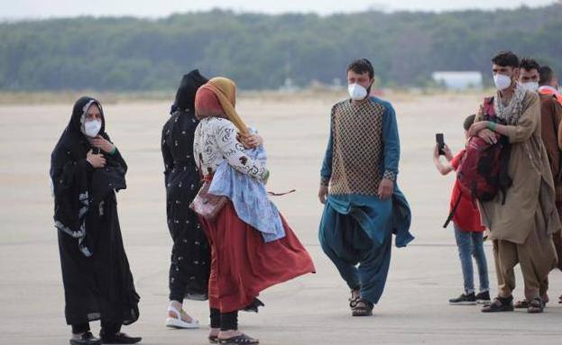 La Diputación se ofrece para recibir a refugiados afganos en la provincia