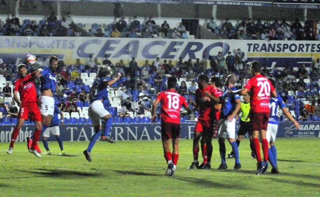 Un punto en casa que sabe a poco