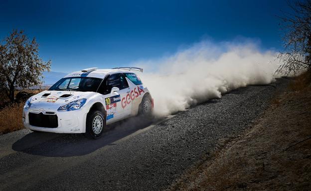 Juan Carlos Quintana da la sorpresa y se adjudica el Rallye Ciudad de Granada