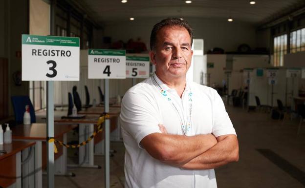 «He estado muchas noches sin dormir. Gestionar las vacunas ha sido muy angustioso»