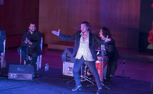 Farru gana el cielo flamenco con sus alegrías