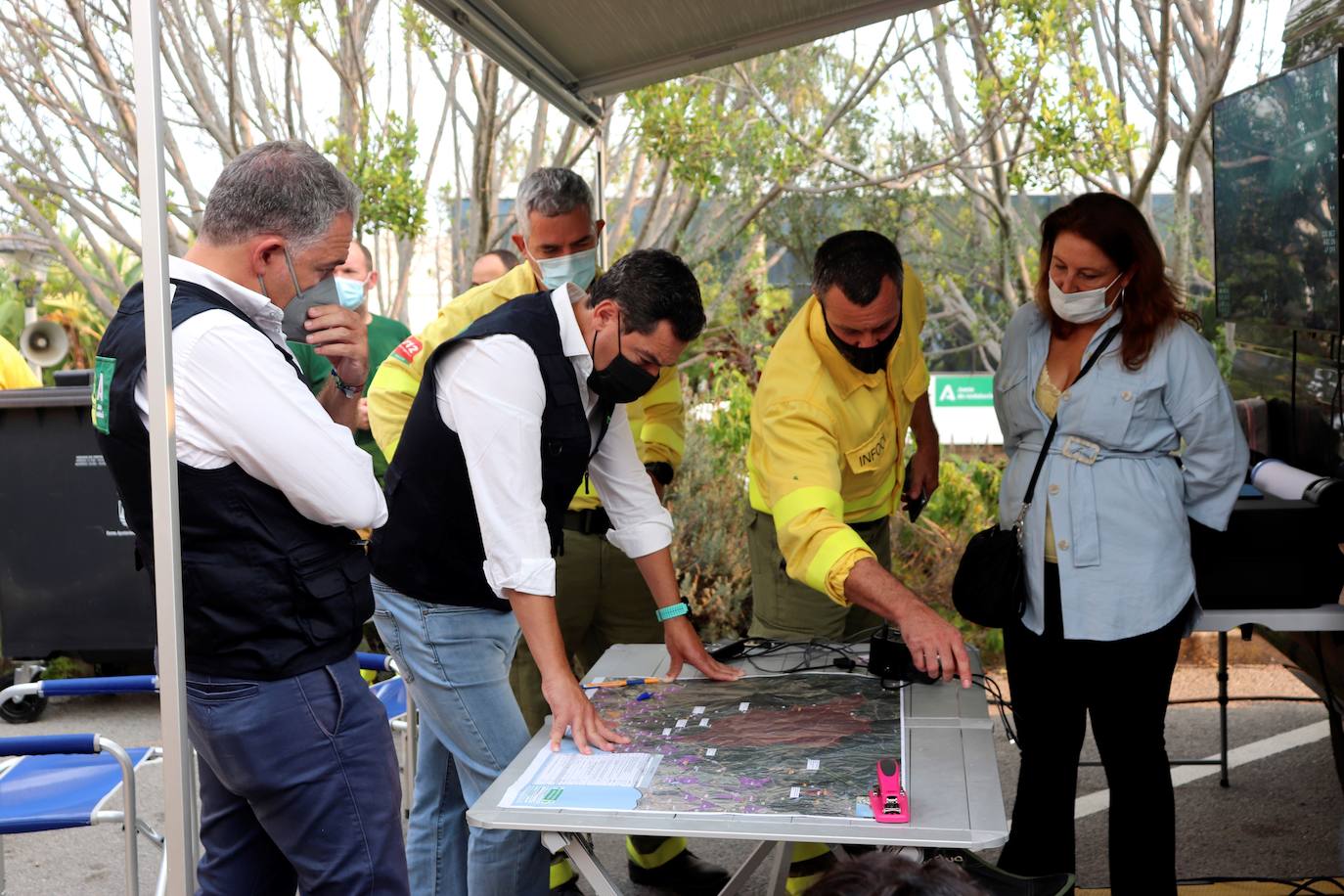 El fuego ya se ha cobrado más de 5.000 hectáreas en Sierra Bermeja