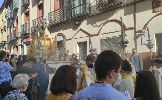 Las cofradías recuperan las manifestaciones públicas de fe en la capital 18 meses después