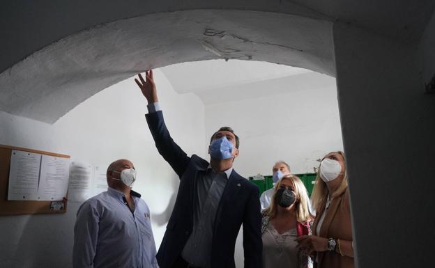 Moreno destaca que Pérez Siquier «hizo universal su tierra»: «Nos deja un grande de la cultura andaluza»