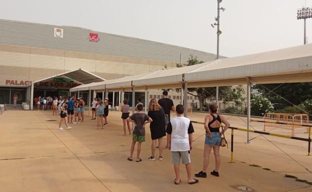 Salud seguirá vacunando en el Palacio y en Huércal-Overa durante el mes de octubre